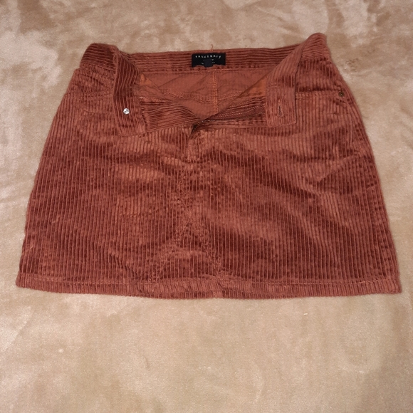Sanctuary rust colored denim corduroy skirt - Picture 3 of 5